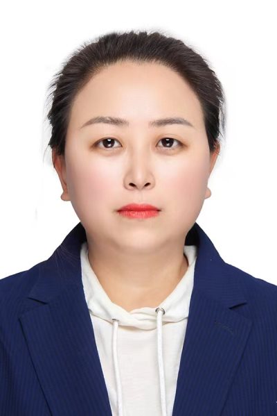 赵利梅照片：照相馆