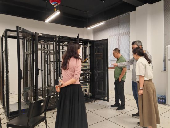 d5279db78aeaf06e9a6240c4e6977d14